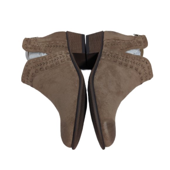 Pierre Dumas May 5 Taupe Ankle Boots 8 1/2M - Picture 7 of 9